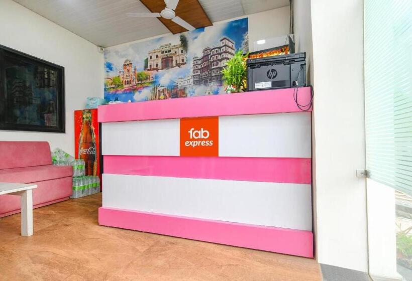 Fabhotel Dream Paradise