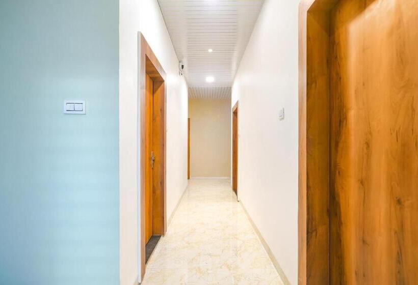 Fabhotel Dream Paradise