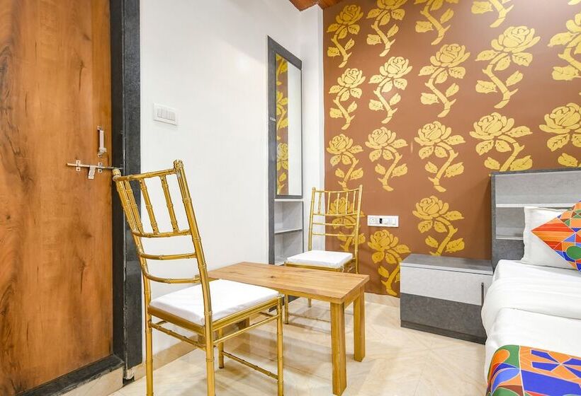 Fabhotel Dream Paradise