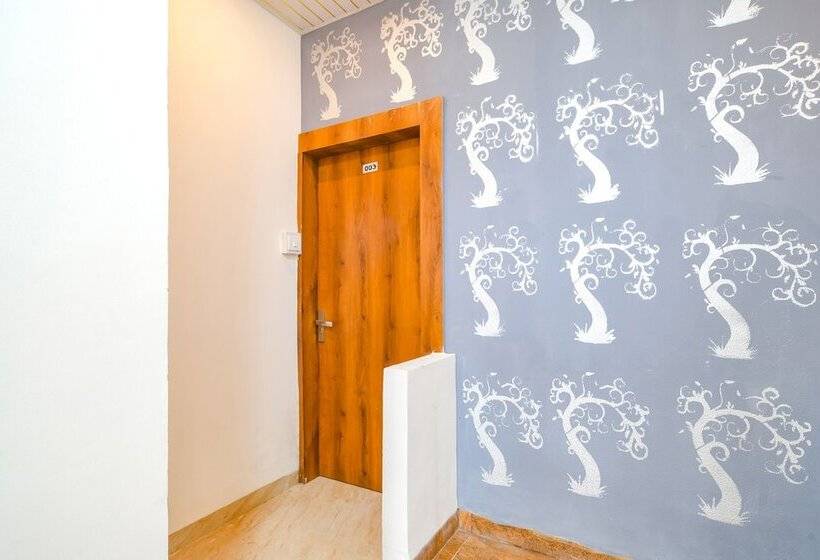 Fabhotel Dream Paradise