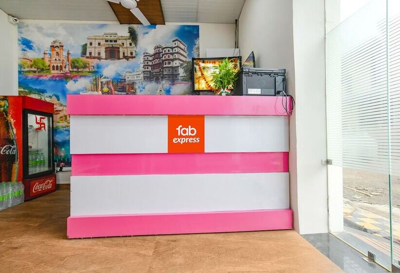 Fabhotel Dream Paradise