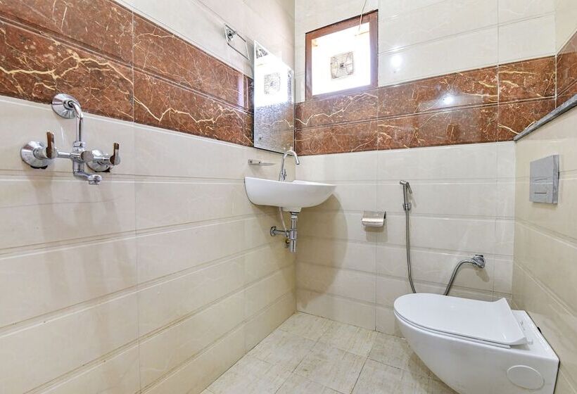 Fabhotel Prince 24