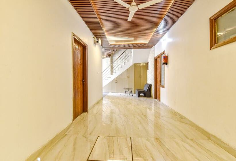 Fabhotel Prince 24