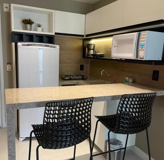 Flat Praia Do Canto Iate Clube Long Stay