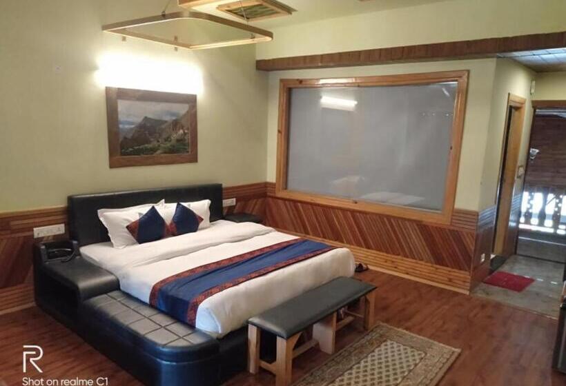 Goroomgo Hotel Bd Resort Manali Excellent Stay With Family, Parking Facilities