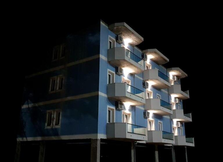 בית מלון כפרי 33