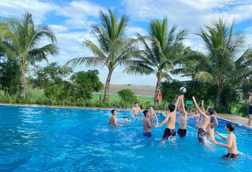 ホテル Aquarius Garden Ninh Bình