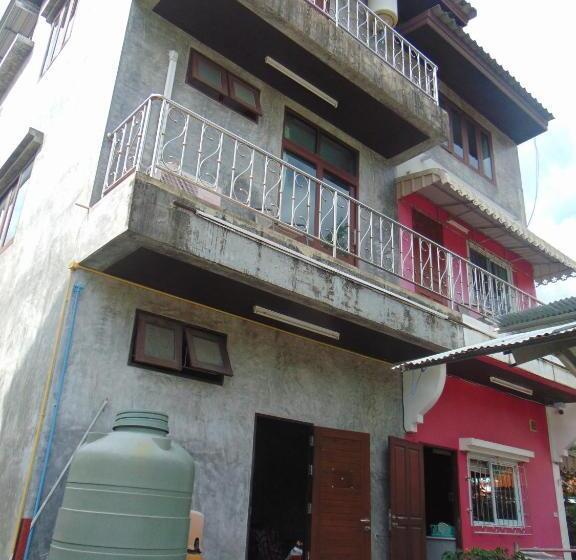 فندق Araya Boutique