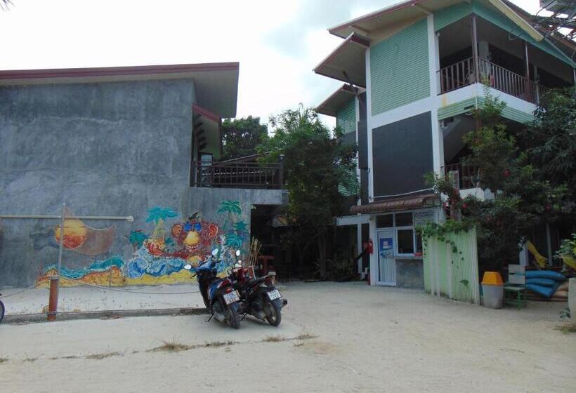 فندق Araya Boutique