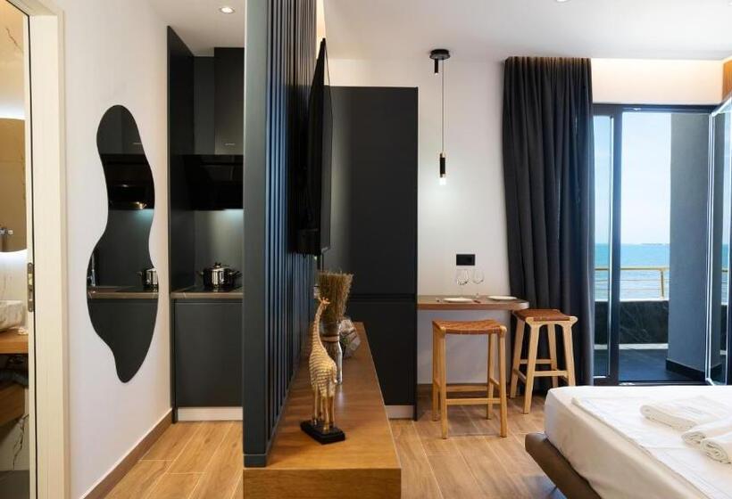 בית מלון כפרי Azure Sea View Apartment S