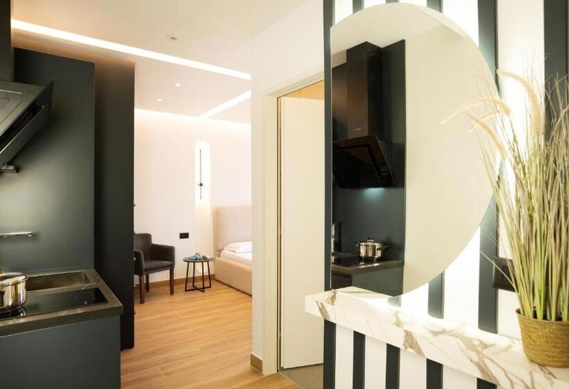 בית מלון כפרי Azure Sea View Apartment S