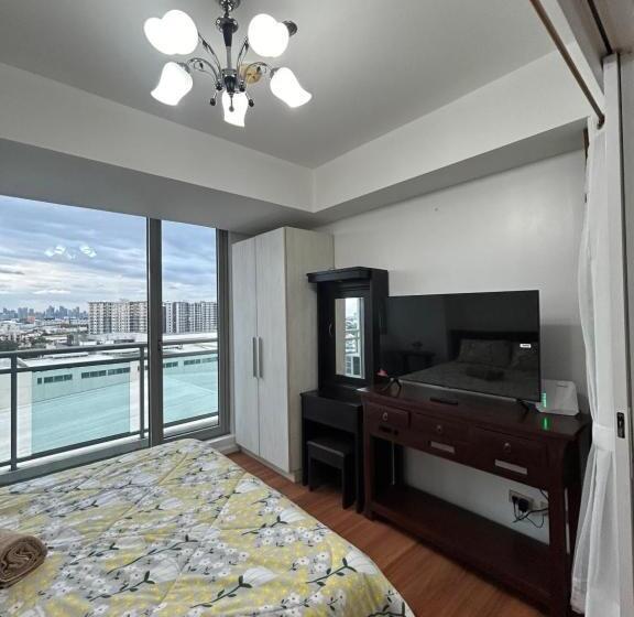 Отель Azure Staycation Place