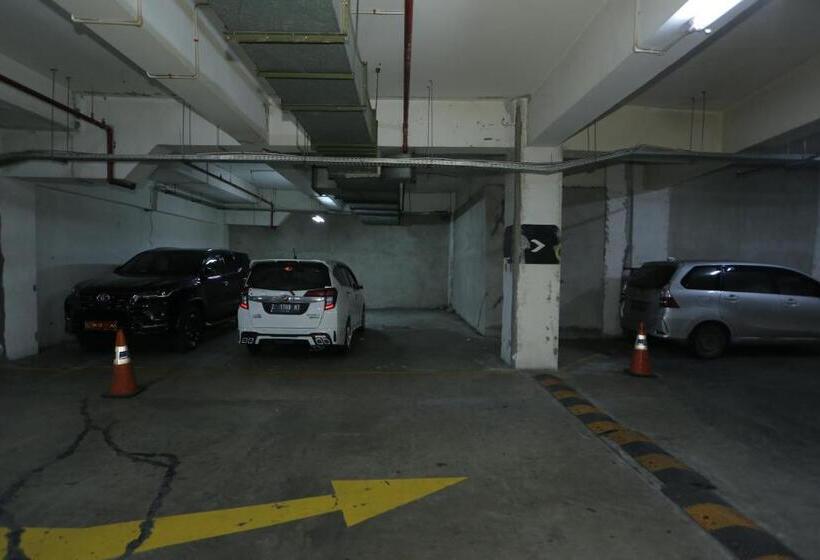 ホテル Collection O 93914 Iconic Residence