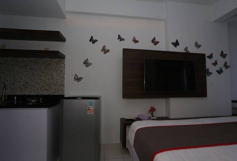 ホテル Collection O 93914 Iconic Residence