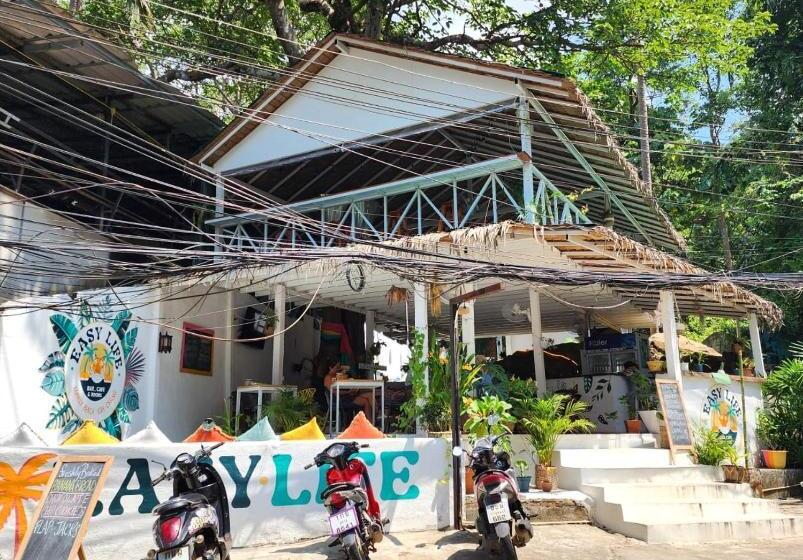 فندق Easy Life Koh Chang