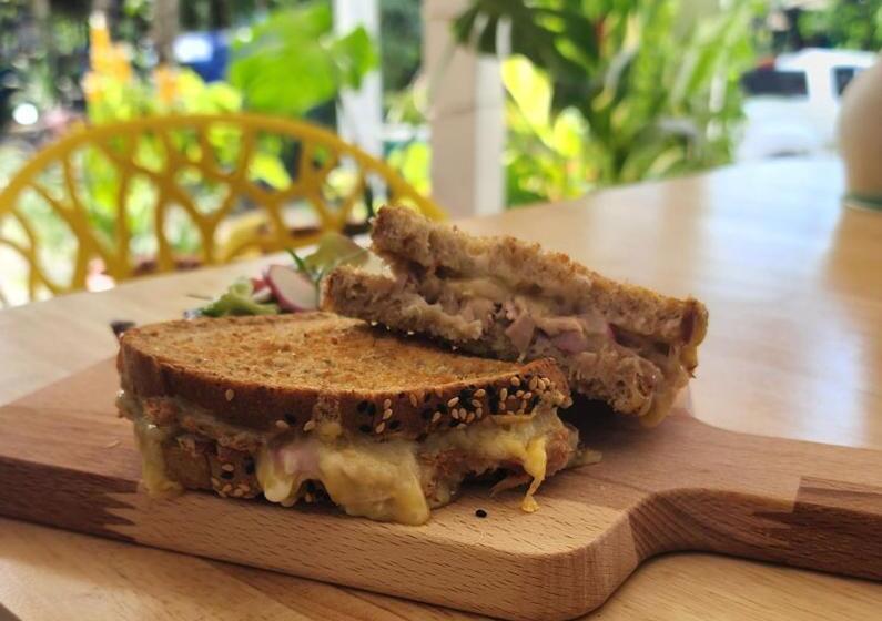 فندق Easy Life Koh Chang