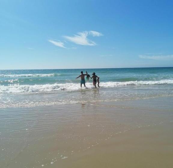 ホテル Habitación Familiar Oasis Anayansi