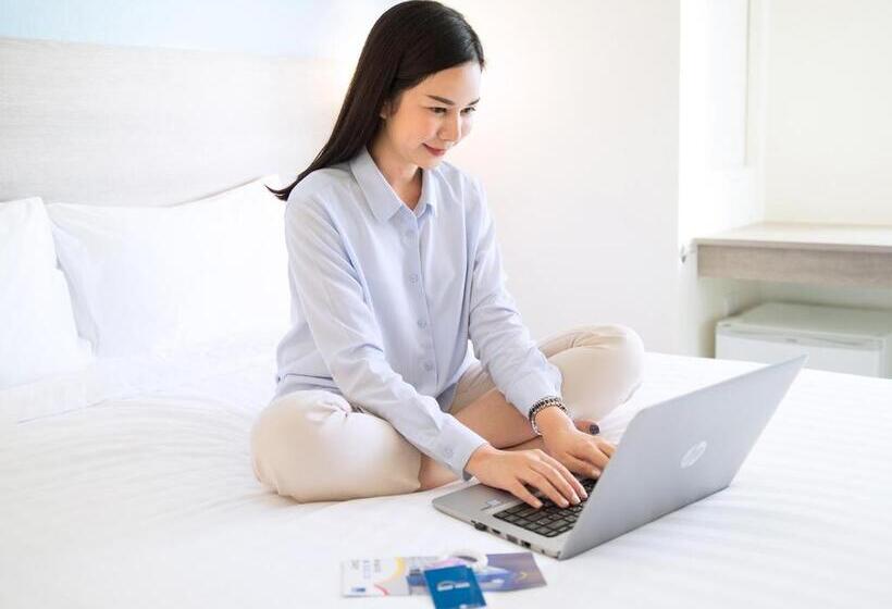 فندق Hop Inn Ayutthaya