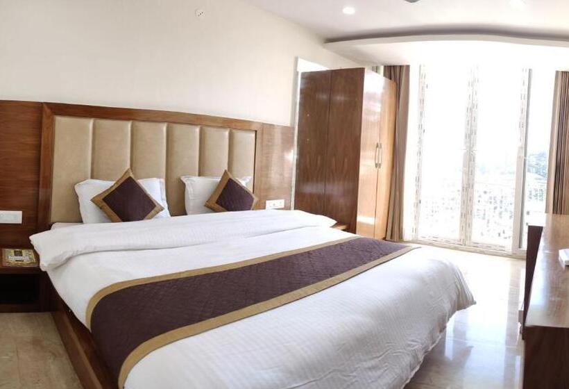 ホテル India House