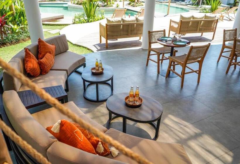 酒店 Kalia Bingin Adult Only