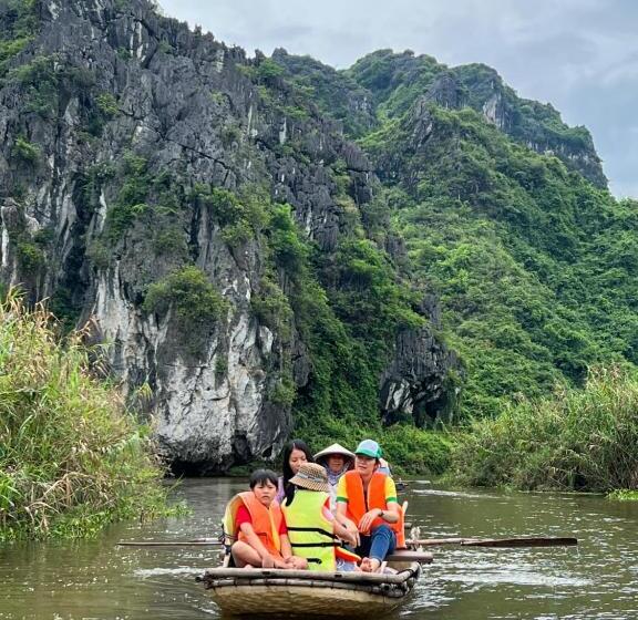 هتل Khách Sạn Aquariusgarden Vân Long Ninh Bình