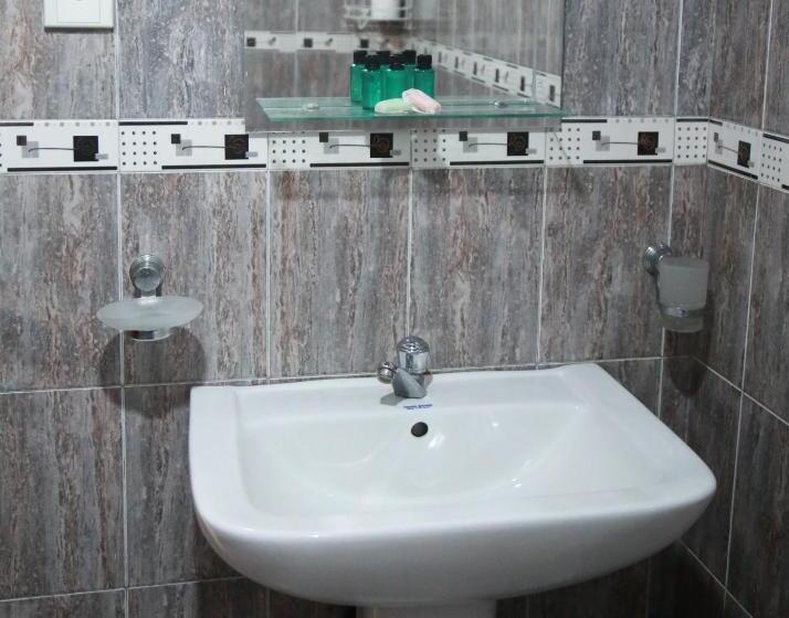 בית מלון כפרי King Ray By Tbs