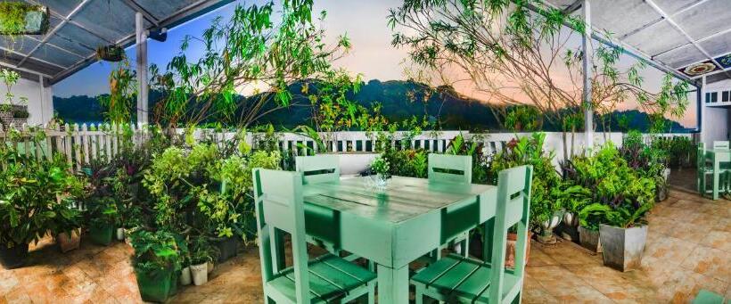 בית מלון כפרי King Ray By Tbs