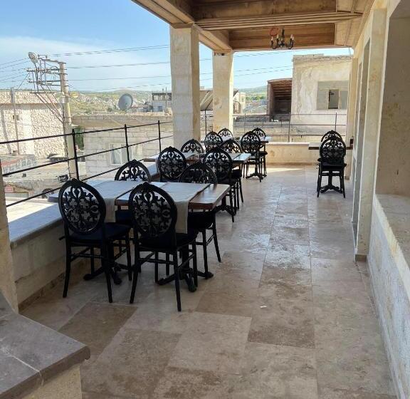 酒店 Library Cave House