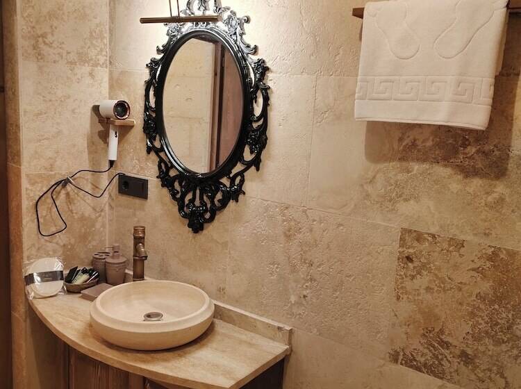 酒店 Library Cave House