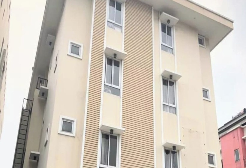 Отель Oyo 93808 Lincoln Dormitory