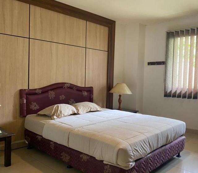 호텔 Oyo 94050 Happy Room