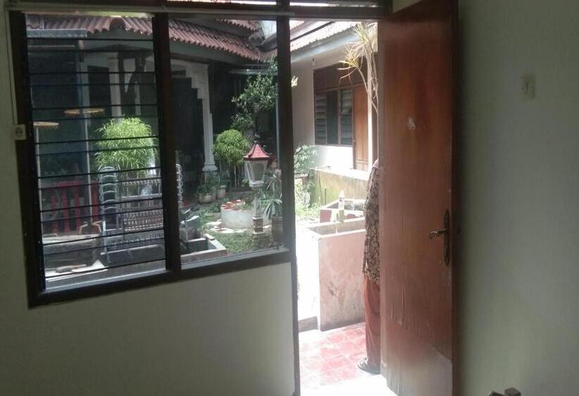 בית מלון כפרי Spot On 93943 Sakinah Homestay Bromo Syariah