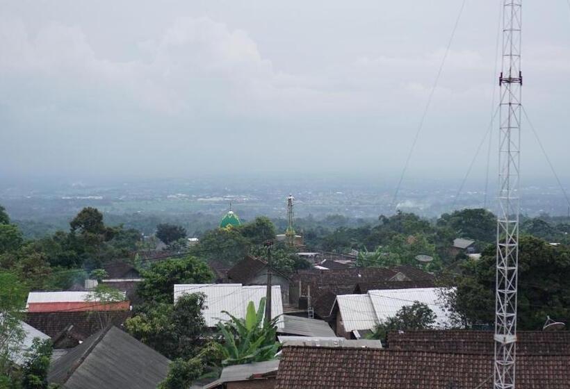 בית מלון כפרי Spot On 93943 Sakinah Homestay Bromo Syariah