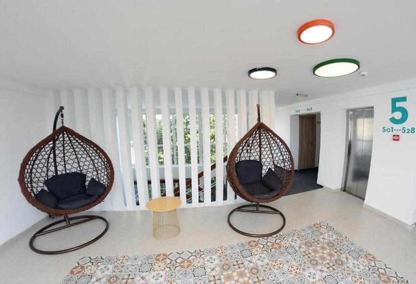 호텔 Spring Holiday Resort