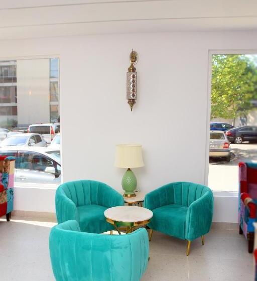 호텔 Spring Holiday Resort