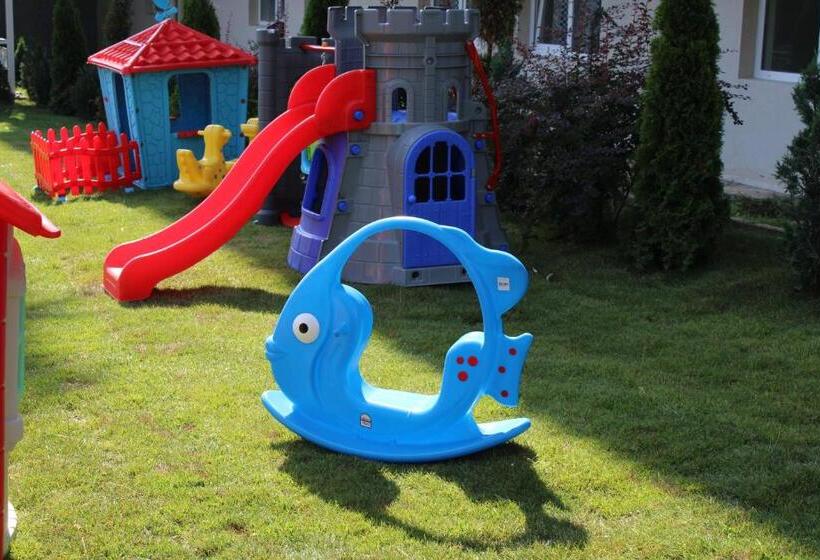 호텔 Spring Holiday Resort