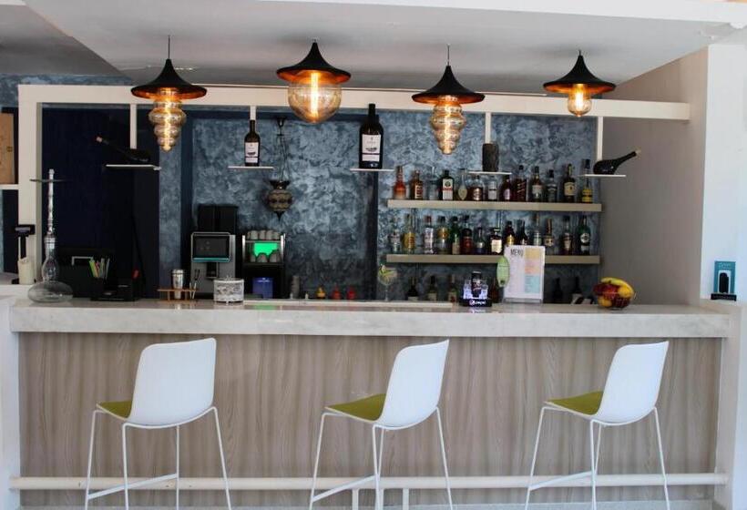 호텔 Spring Holiday Resort