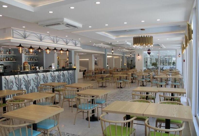 호텔 Spring Holiday Resort