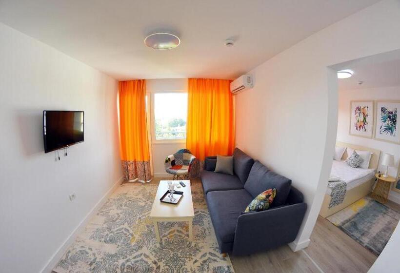 호텔 Spring Holiday Resort