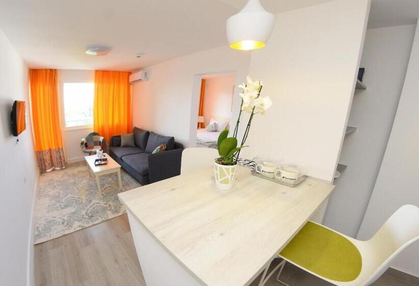 호텔 Spring Holiday Resort