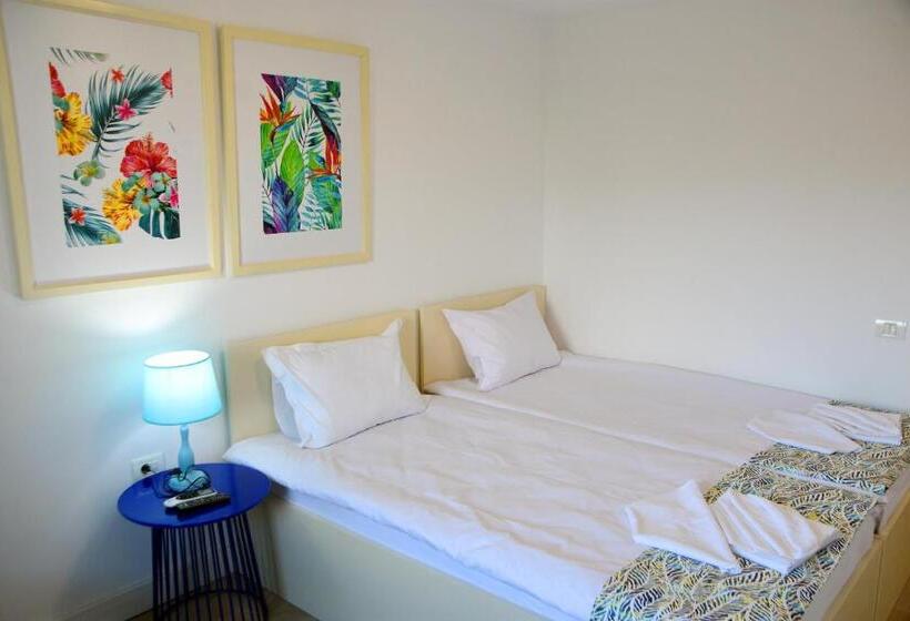 호텔 Spring Holiday Resort