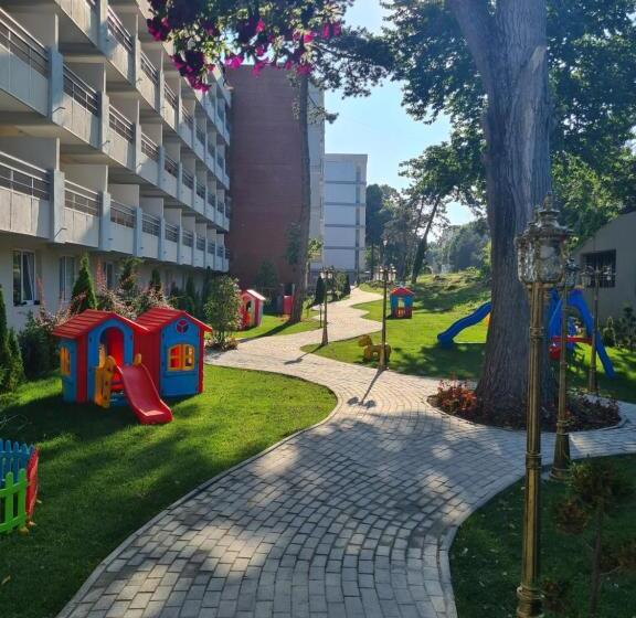 호텔 Spring Holiday Resort