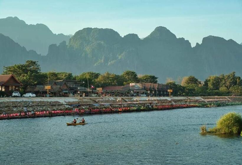 Vangvieng Downtown Hotel 1