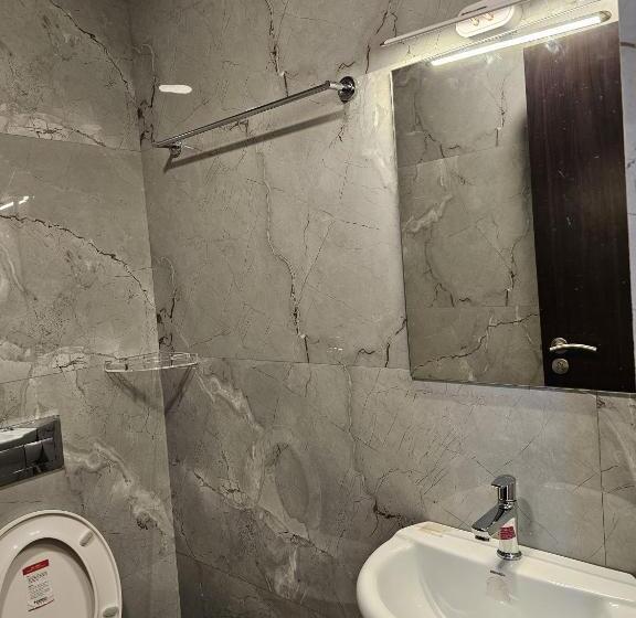 Отель Thaal Residency Cheruvathur Hala Groups