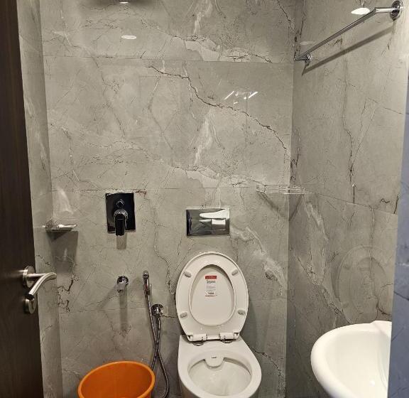 Отель Thaal Residency Cheruvathur Hala Groups