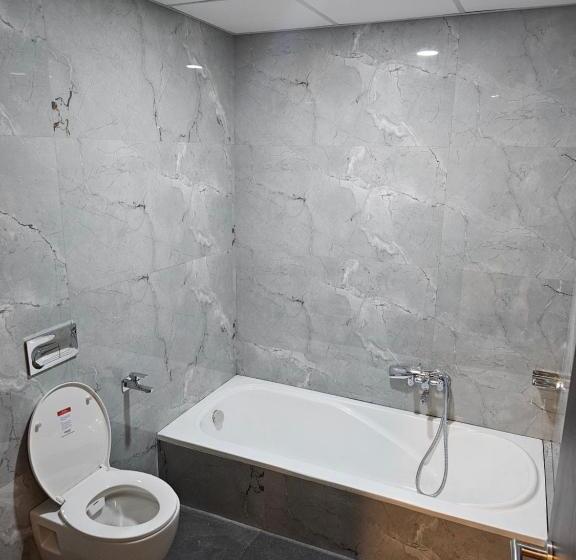 Отель Thaal Residency Cheruvathur Hala Groups