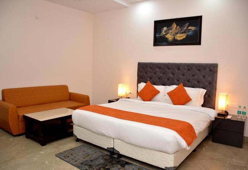 فندق Mehandipur Residency By Tathaastu