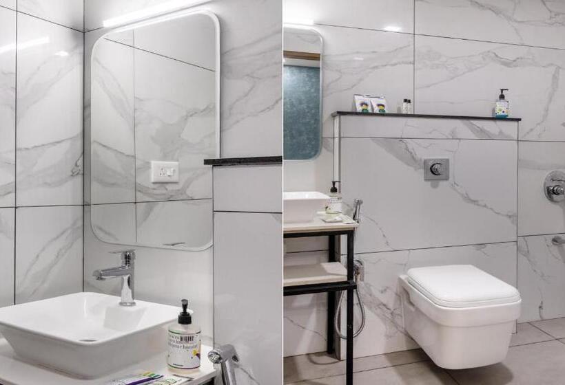 호텔 Treebo Sreepathi Prayag Apartments