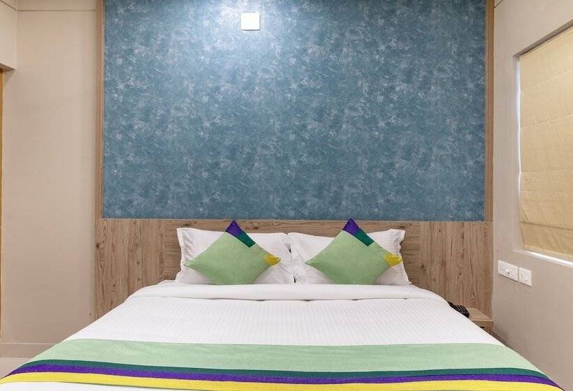 호텔 Treebo Sreepathi Prayag Apartments