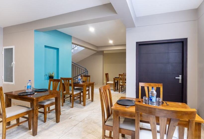 호텔 Treebo Sreepathi Prayag Apartments